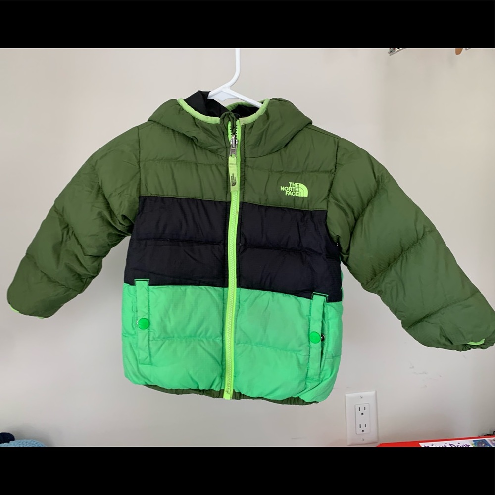 Green & Black reversible NorthFace winter jacket 3T